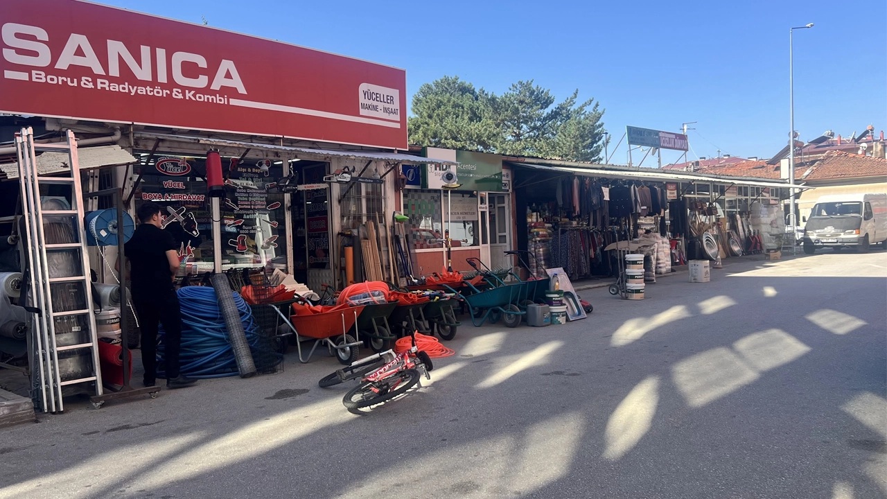 Deprem Bölgelerinde Maliyeti Yüksek Barakalar ve Tehlikeleri