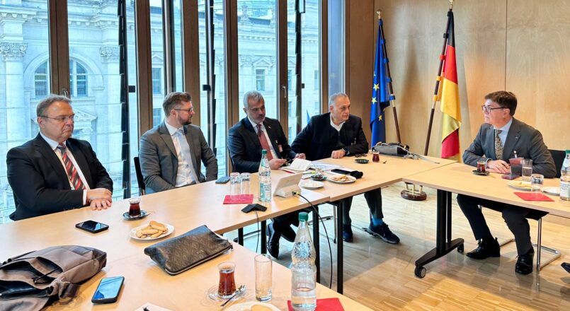 Hatay İçin Berlin'de Tarihi Görüşme
