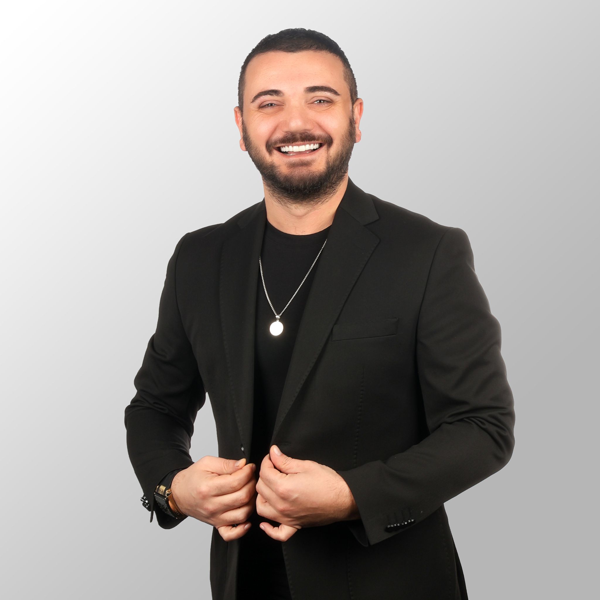 Enerji Dolu Yeni Single: Hareket Tüm Platformlarda!" Enerji Dolu Yeni Single: Hareket Tüm Platformlarda!"