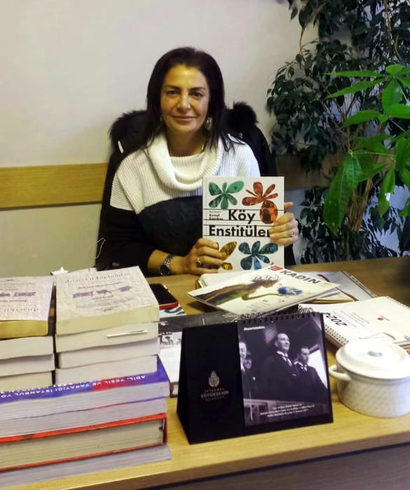 Liderlikte Öncü Kadın: Yasemin Özsaraç'ın Siyasi Vizyonu